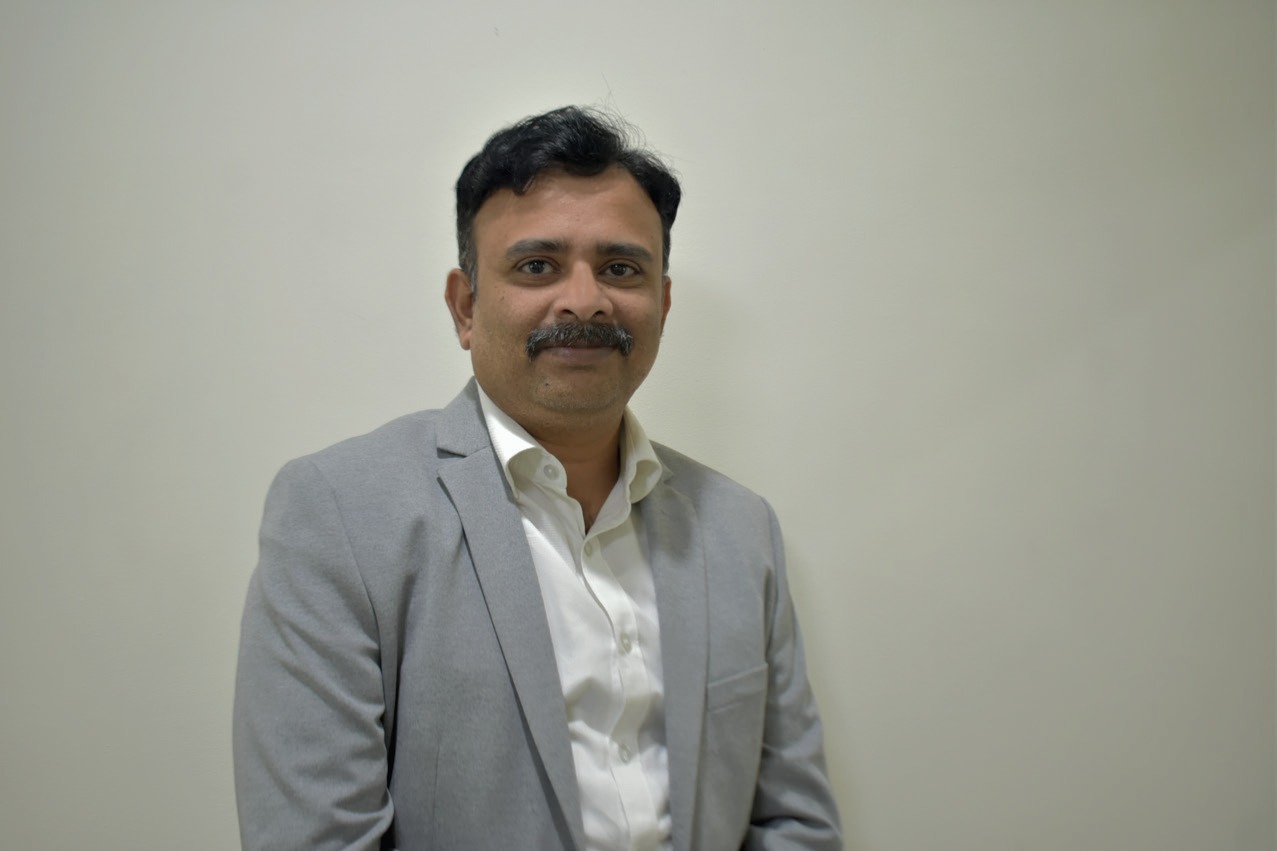 DR. RAGHU B M